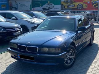 BMW 7 Series foto 1