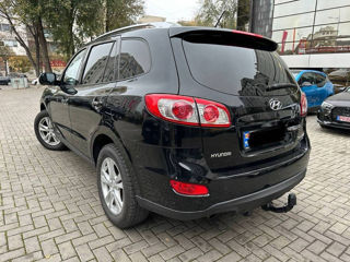 Hyundai Santa FE foto 8