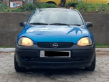 Opel Corsa foto 2