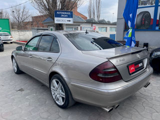 Mercedes E-Class foto 5