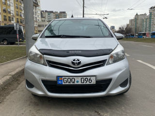 Toyota Yaris foto 2