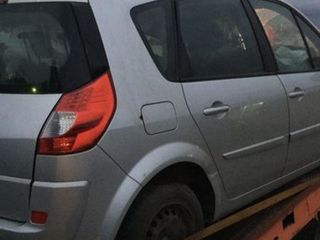 Renault Scenic foto 2