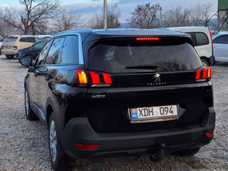 Peugeot 5008 foto 4