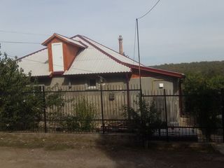 Vind casa in Costiujeni!or Codru foto 1