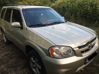 Mazda Tribute foto 1