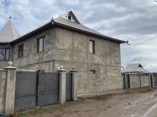 Spre vânzare casa la sol in 2 nivele, R-nul Ialoveni, str.Mihai Viteazu