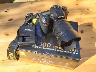 Nikon D7100 + Obiectiv Nikkor 18-105 VR foto 1