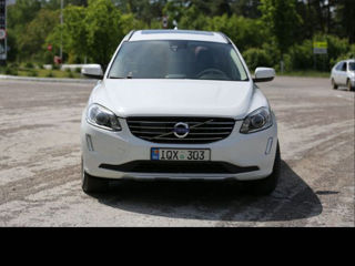 Volvo XC60 foto 2