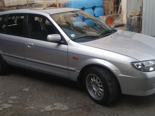 Mazda 323 foto 6