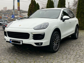Porsche Cayenne, 2015