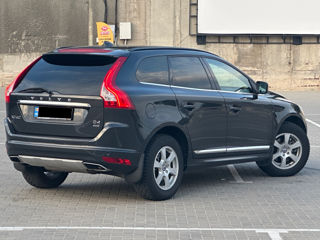 Volvo XC60 foto 4