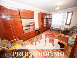 Apartament cu 3 camere, 71 m², Botanica, Chișinău foto 3