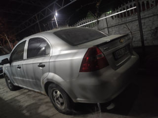 Chevrolet Aveo foto 2