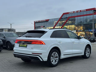 Audi Q8 foto 4