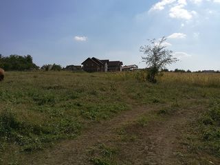 lot de teren pentru constructii in comuna Tohatin sat.Cheltuitor, r.Ciocana Chisinau foto 1