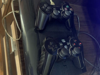 PlayStation 3 super slim foto 1