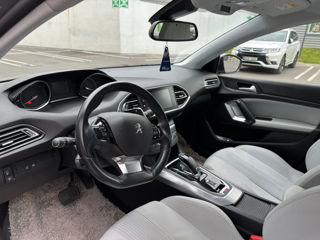 Peugeot 308 foto 6