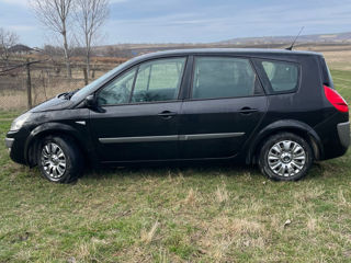 Renault Grand Scenic foto 3