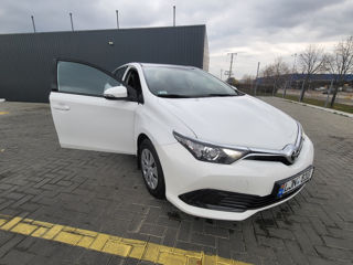 Toyota Auris foto 4