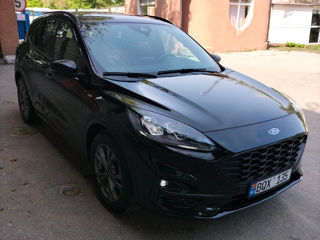 Ford Kuga foto 2