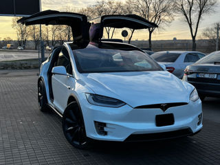 Tesla Model X foto 3