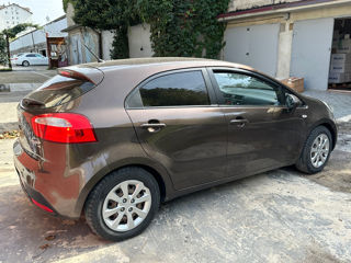 KIA Rio foto 5