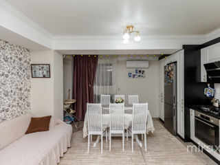 Apartament cu 2 camere, 61 m², Centru, Chișinău foto 2