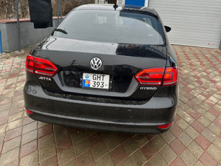 Volkswagen Jetta foto 2