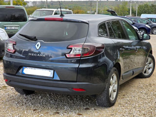 Renault Megane foto 2