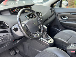 Renault Grand Scenic foto 9