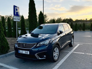 Peugeot 5008 foto 2