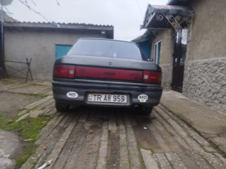 Mazda 323 foto 4