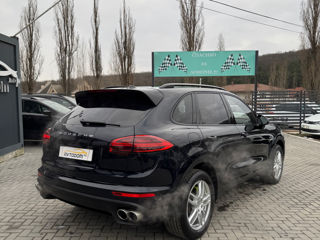 Porsche Cayenne foto 4