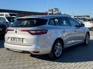 Renault Megane foto 3