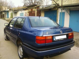 Volkswagen Vento foto 6