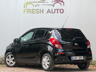 Hyundai i20 foto 3