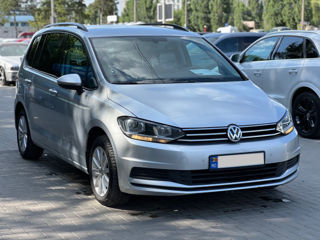 Volkswagen Touran foto 4