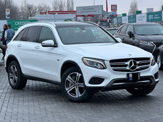 Mercedes GLC foto 4