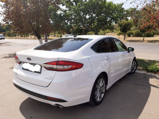 Ford Fusion foto 7