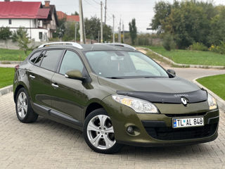 Renault Megane foto 2