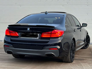 BMW 5 Series foto 3