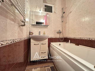 Casă! Dumbrava, str. Florilor, 104m2 + 6 ari! foto 12