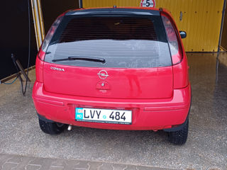 Opel Corsa foto 4