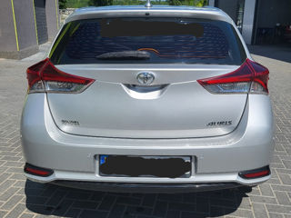 Toyota Auris foto 3