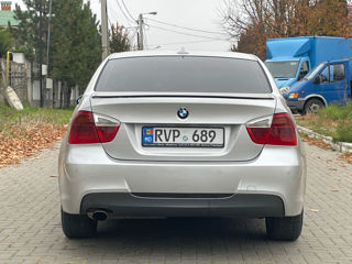 BMW 3 Series foto 5