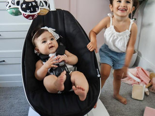 Электрическое кресло-качалка MamaRoo 4Moms 5.0 foto 8