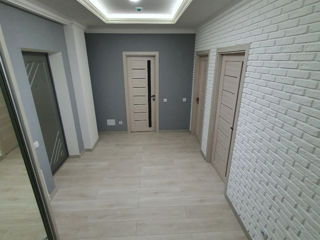 Apartament cu 2 camere, 85 m², Râșcani, Chișinău foto 3