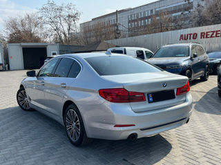 BMW 5 Series foto 3