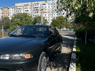 Mitsubishi Galant foto 3