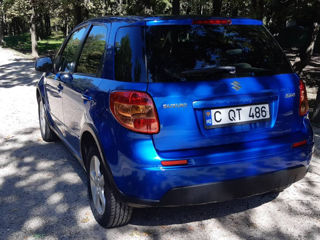 Suzuki SX4 foto 4